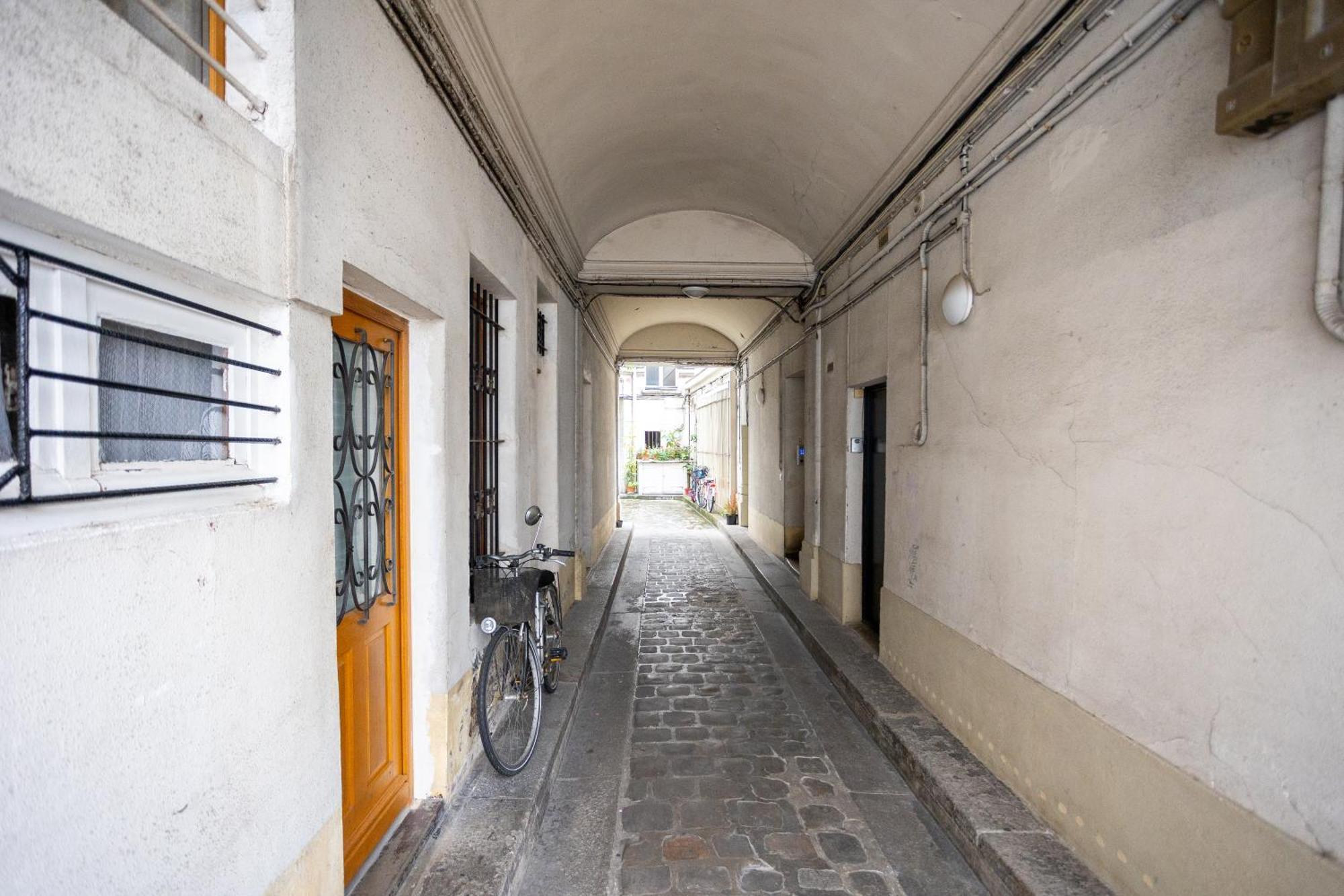 Studio Cosy Romantique En Plein Coeur De Paris Apartment Ngoại thất bức ảnh